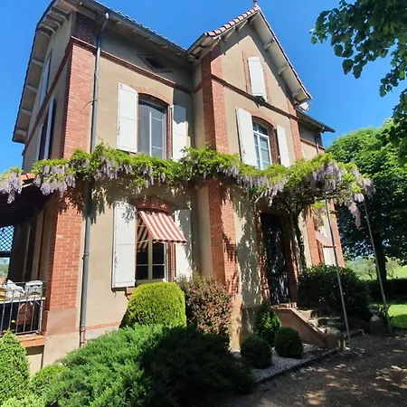 Bed and Breakfast La Parenthese En Segala 3*